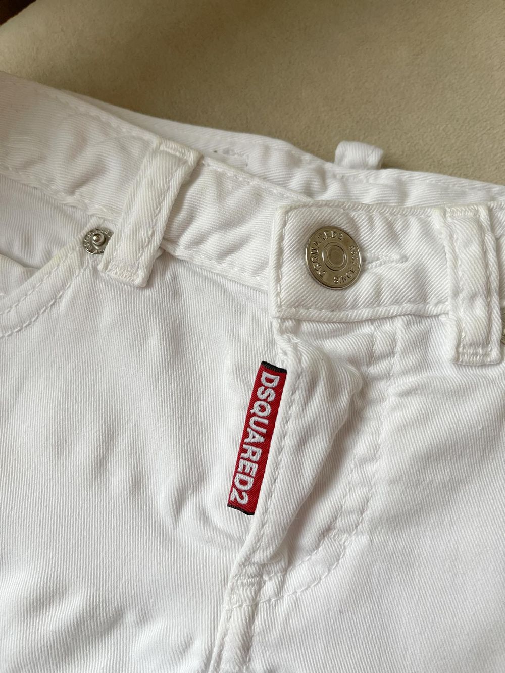 Шорты Dsquared2, 104