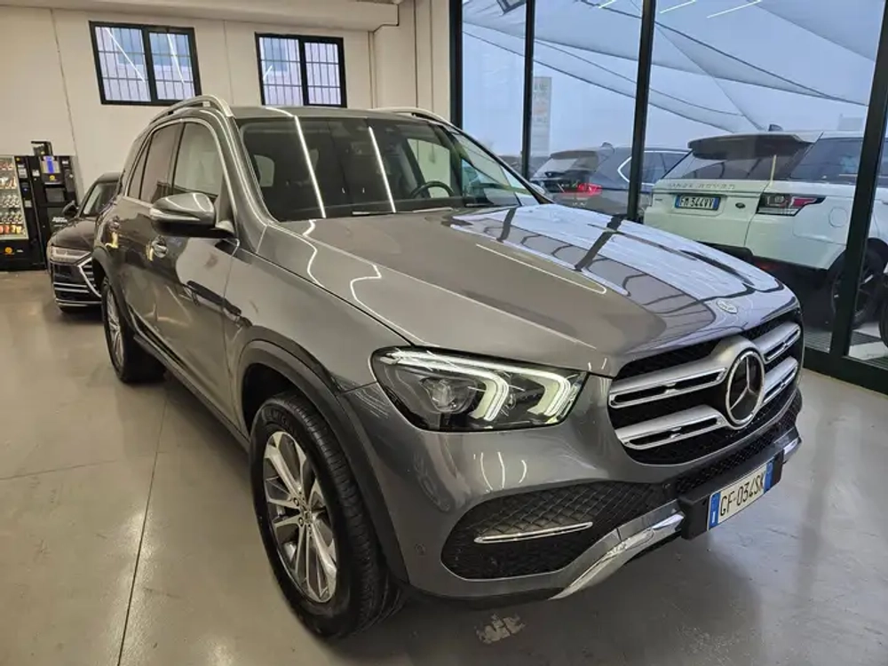 Mercedes-Benz GLE 300 Premium 4matic