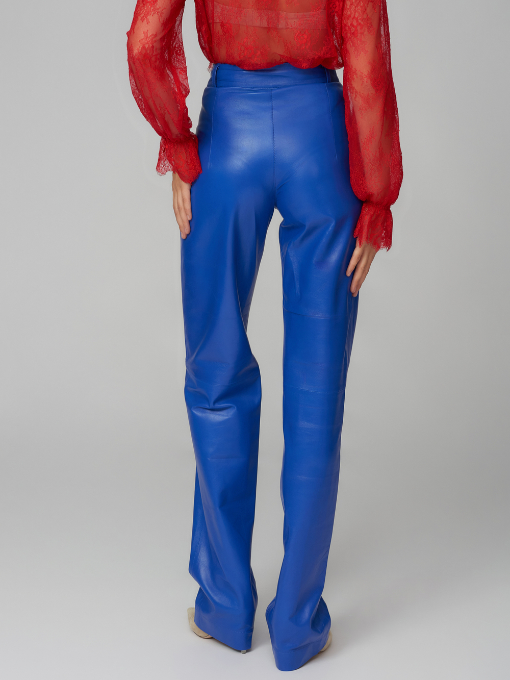 Женские кожаные брюки синие прямого кроя