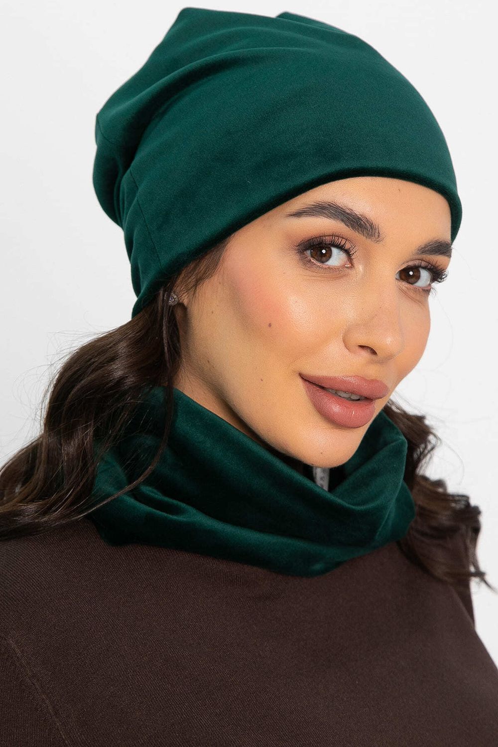 Комплект шапка шестиклинка и снуд (зеленый) ШШС5-23М LT Collection