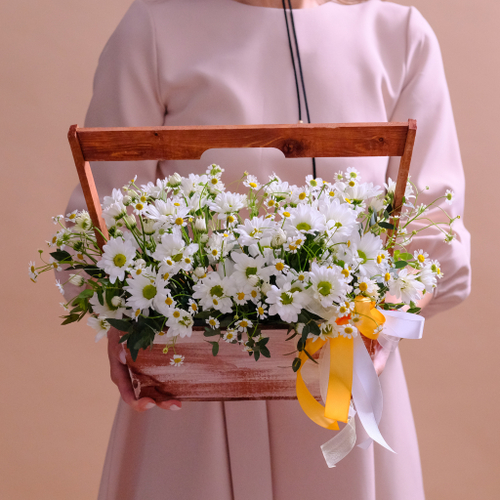 Купить Композиция с ромашками "Искренняя"