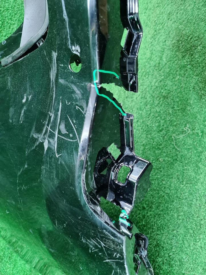 Бампер задний Toyota Land Cruiser 300 (2021-н.в.)