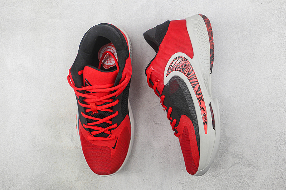 Nike Zoom Freak 4  University Red