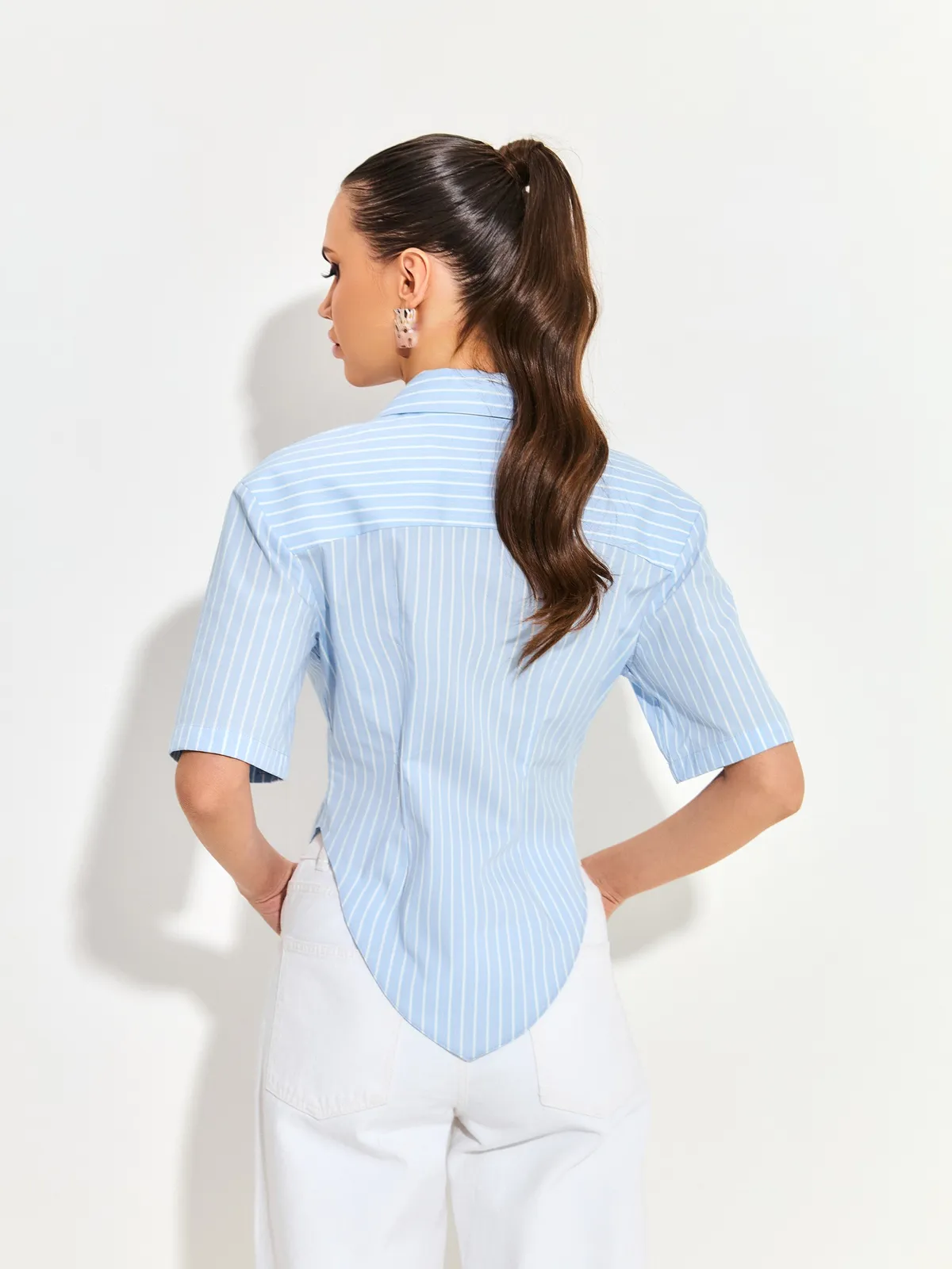 Рубашка с фигурным низом