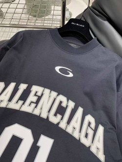 Свитшот Balenciaga