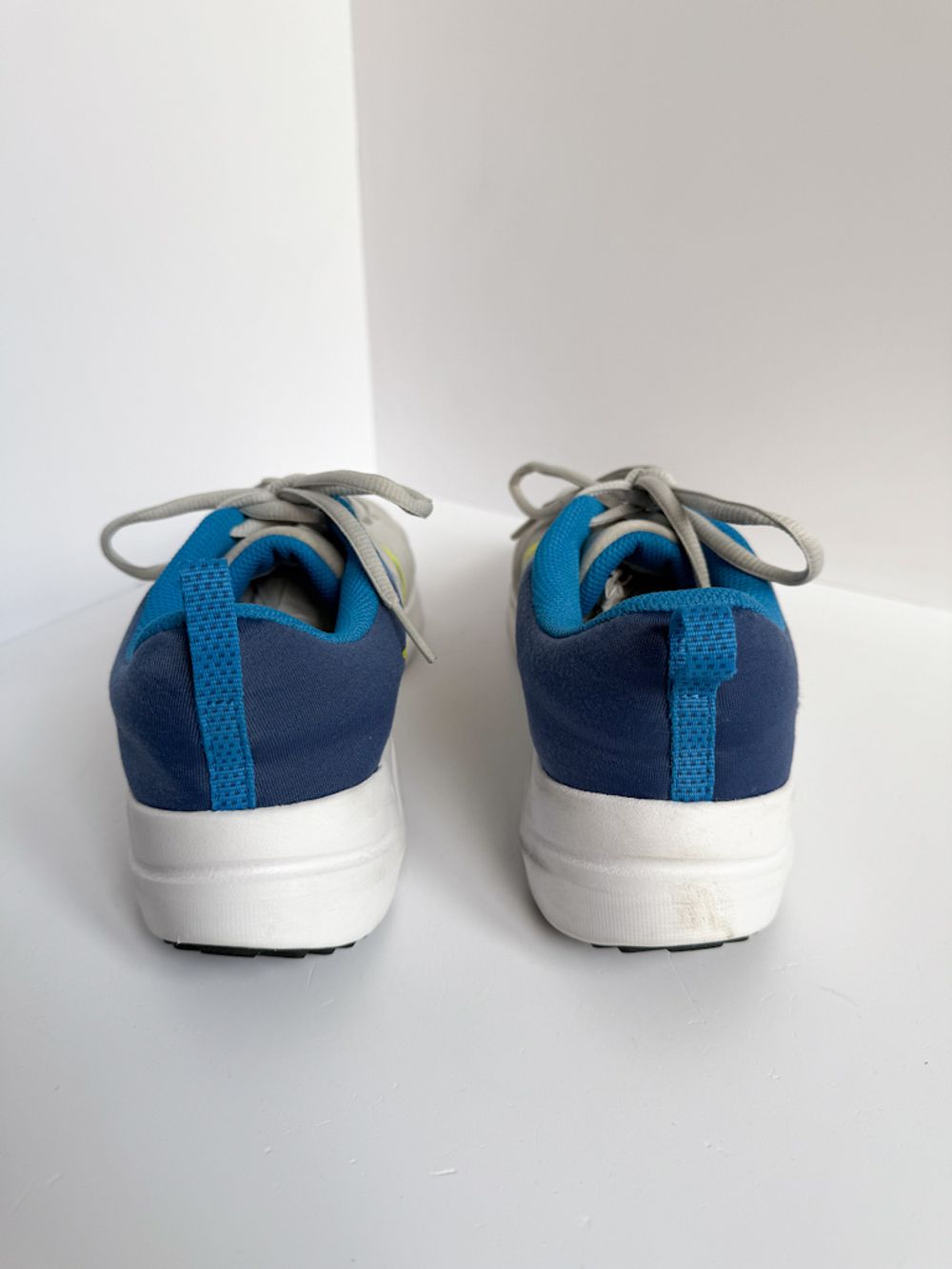 Текстильные кроссовки Nike, 37,5