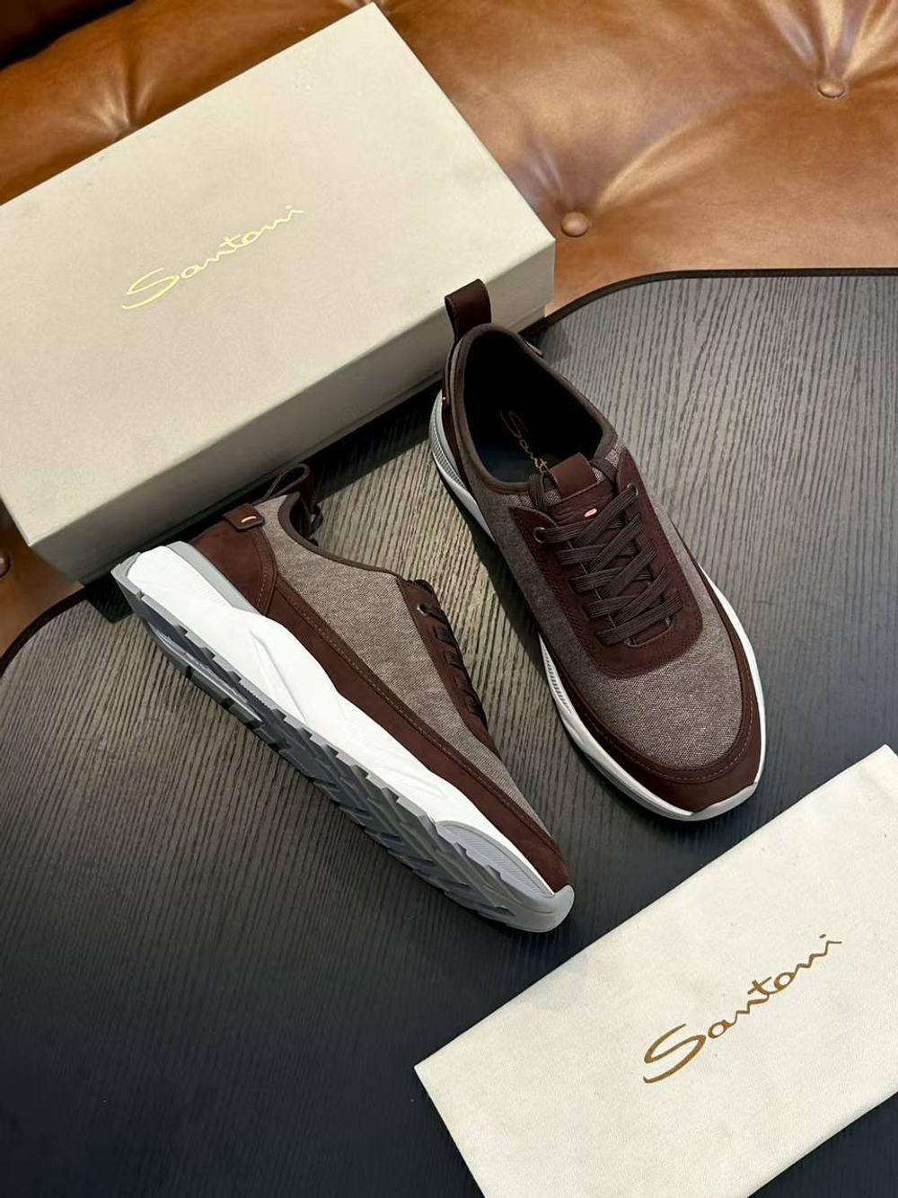 Кроссовки Santoni