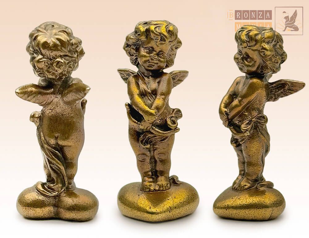 фигурка Ангел на сердце