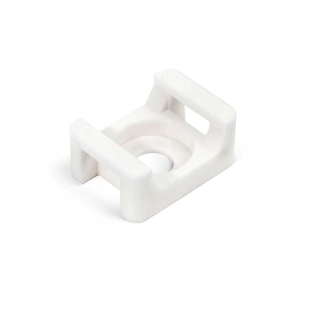 Площадка с монтажным отверстием 22х16