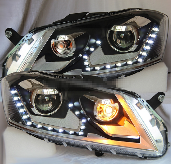 Передние фары VW Пассат Б7 2011-2014 V4 Type