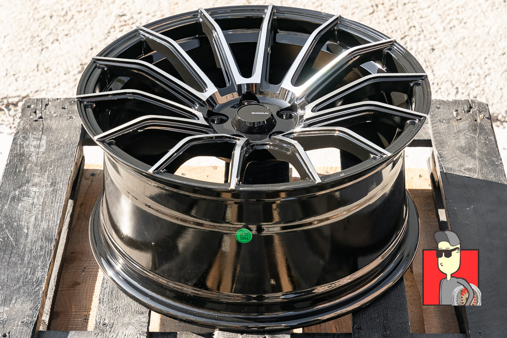 Комплект дисков Shogun S15 17x8 et35 5x100