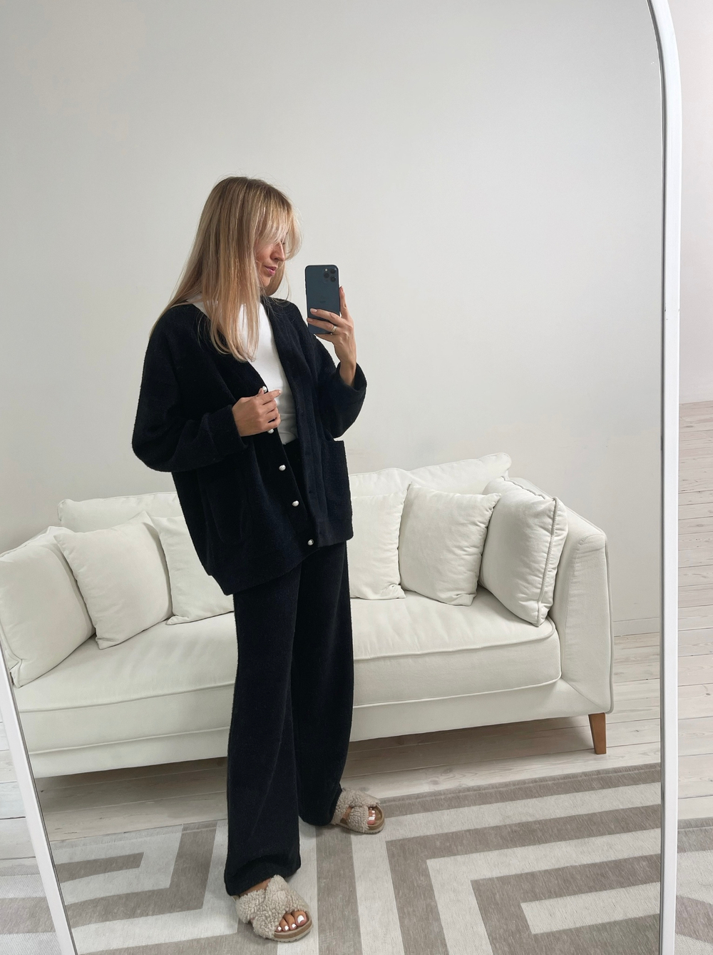 Костюм пушистик черный