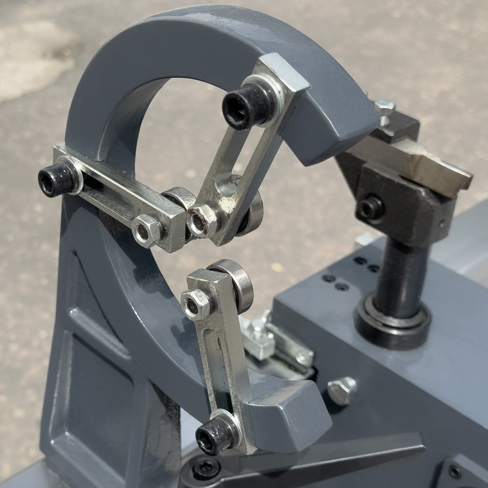 PROMA DSL-1500/230 деревообрабатывающий токарный станок