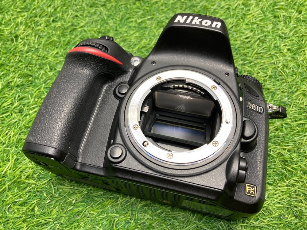 Nikon D610 2.700 кадров