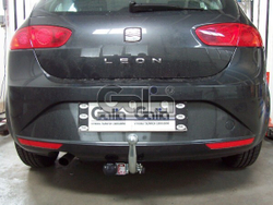 Фаркоп оцинкованный Galia S074A для SEAT Altea 2004-2015, SEAT Leon 2005-2013(паспорт и сертификат в комплекте)(без электрики)