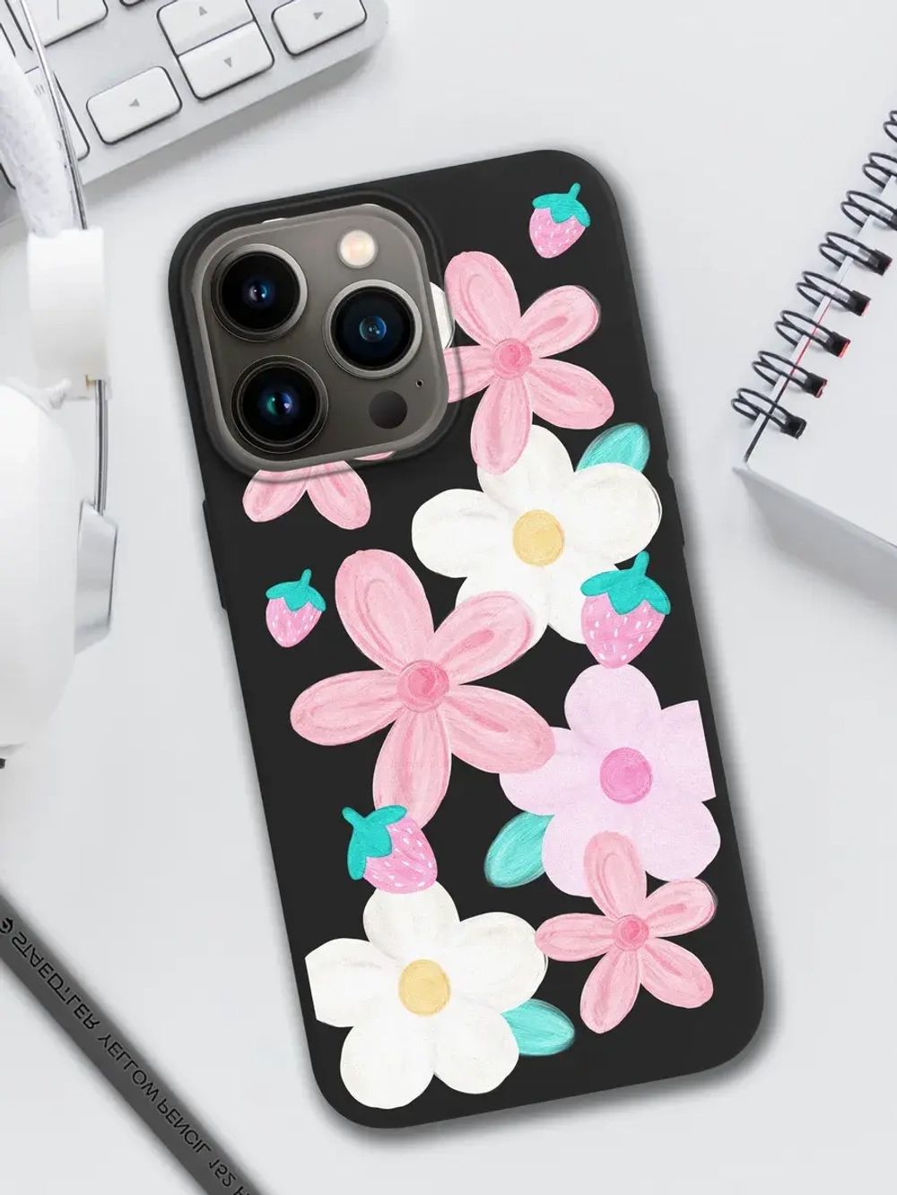 Чехол на iPhone 15 Pro с принтом