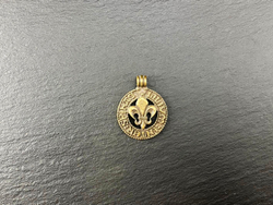 Подвеска. Лилия