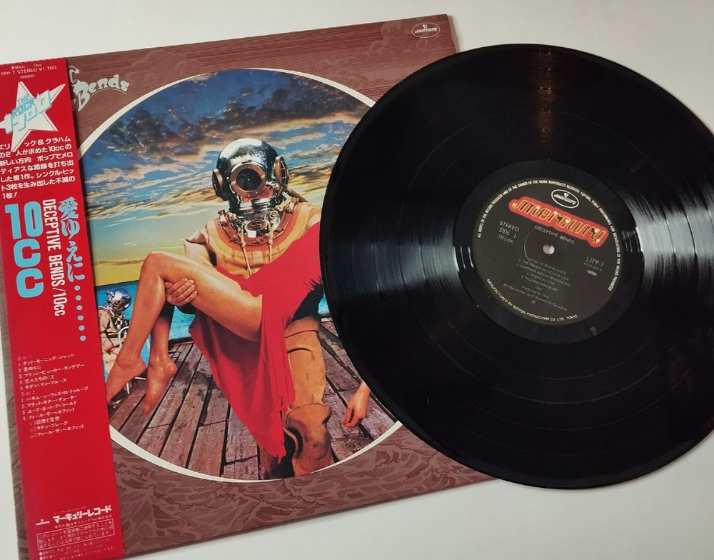 Винтажная виниловая пластинка LP 10cc Deceptive Bends (Japan 1977) (Obi) Honeymoon With B Troop