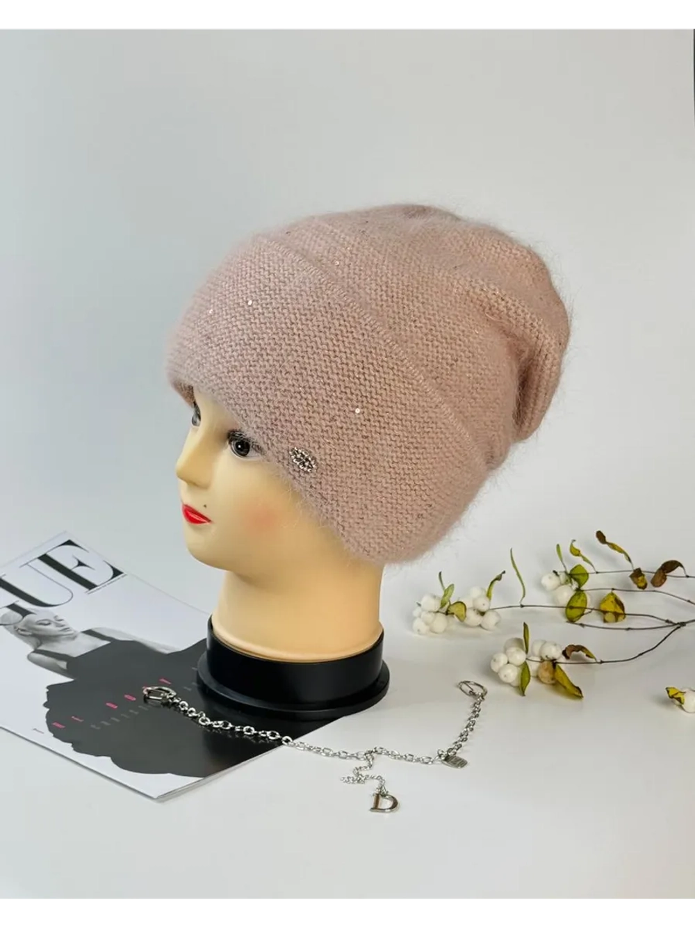 шапка зимняя вязаная ангора с пайетками