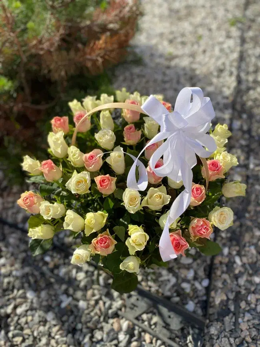 Корзина 50 роз Кения 32 см