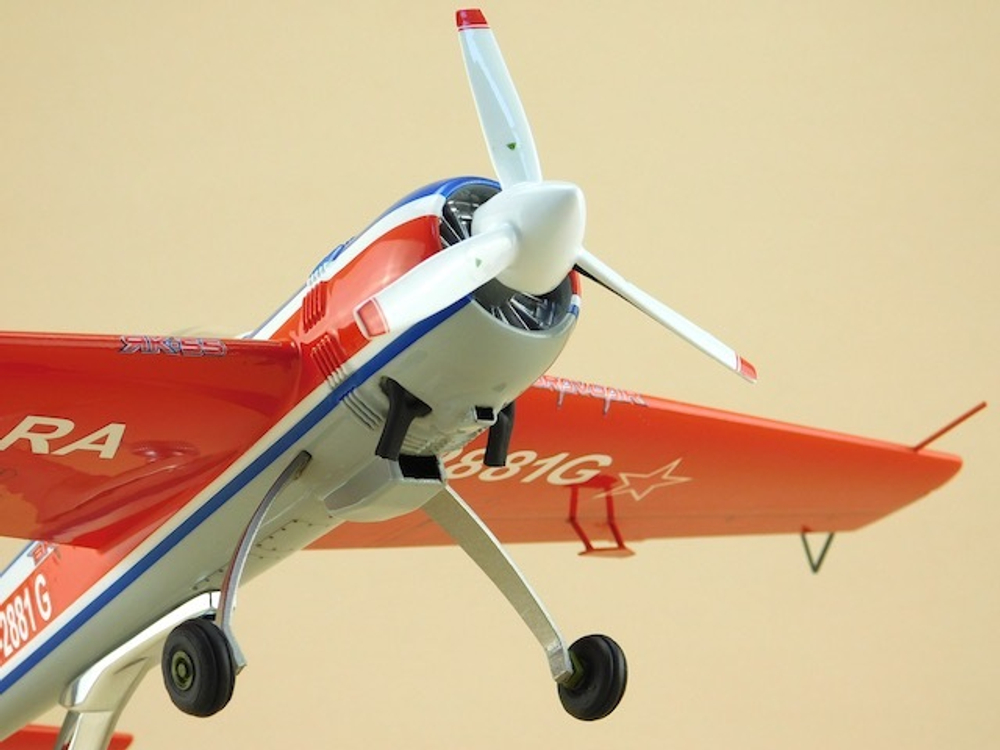 Модель самолета Як-55 (М1:30)