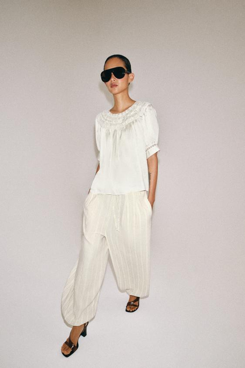 ZARA БРЮКИ-ШАРОВАРЫ В ПОЛОСКУ — ZW COLLECTION, ЭКРЮ