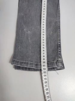 Джинсы FSBN "рваные" 44-46 размер