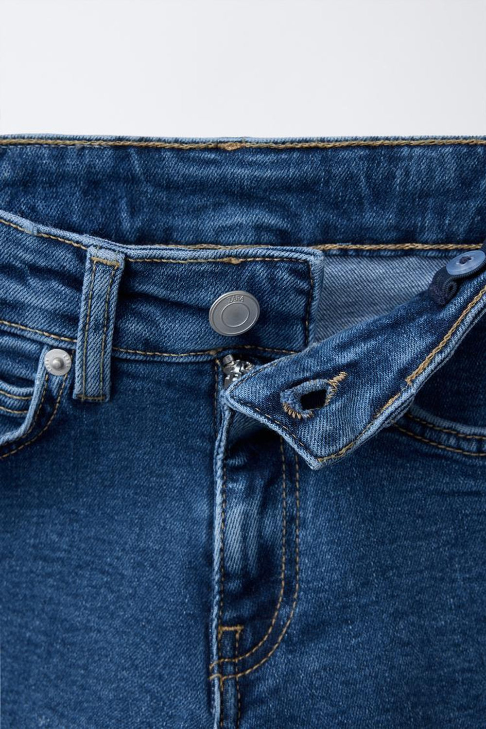 ZARA ДЖИНСОВЫЕ ШОРТЫ, СИНИЙ