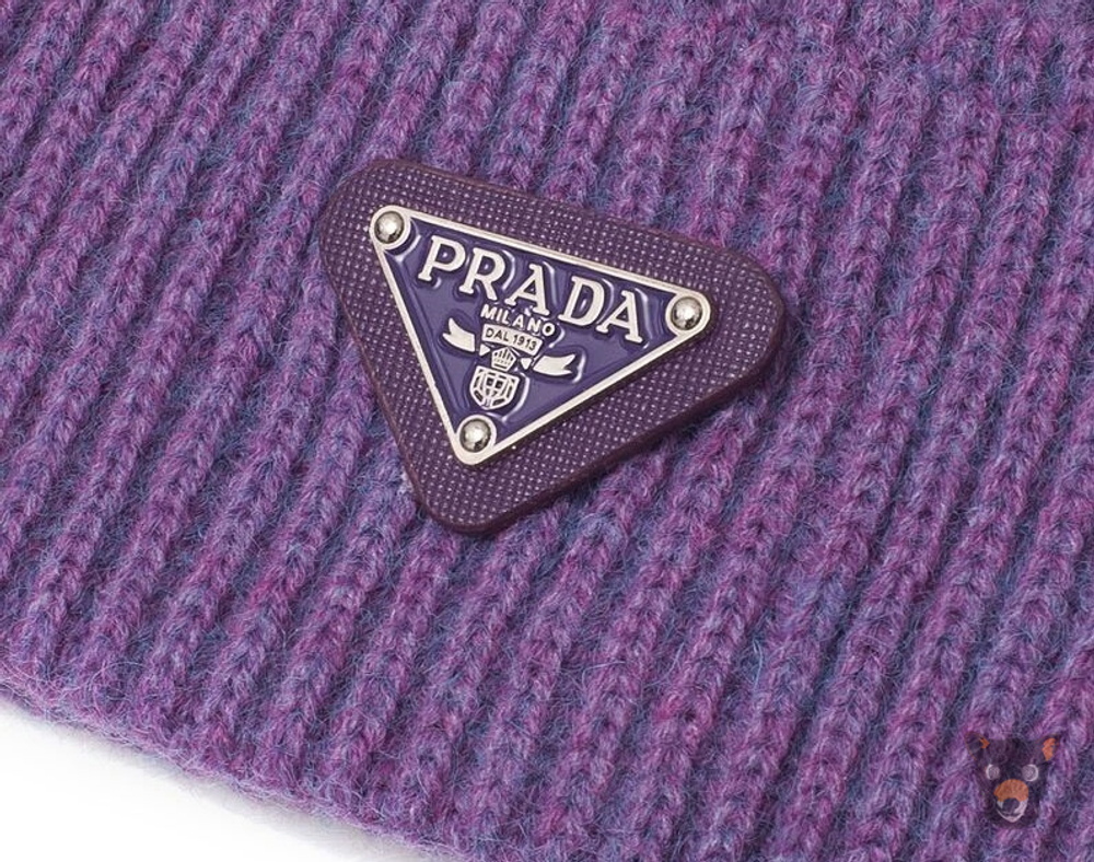 Шапка Prada