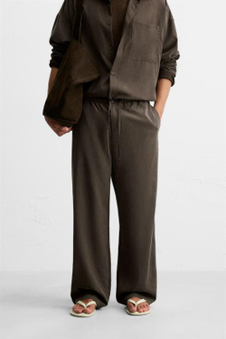 ZARA БРЮКИ RELAXED FIT ИЗ СТРУЯЩЕЙСЯ ТКАНИ, ШОКОЛАДНЫЙ