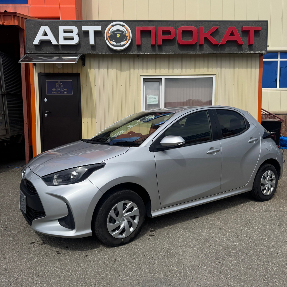 TOYOTA YARIS
