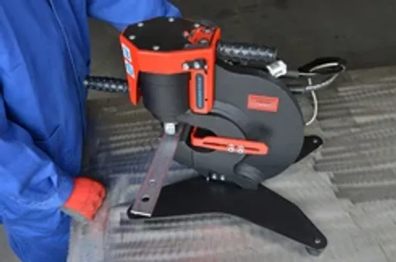 Приставка для крепления на трубах и плоскости для кромкорезов AHA, арт. AP1020-LD