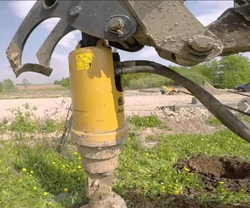 Гидровращатель на Экскаватор Develon