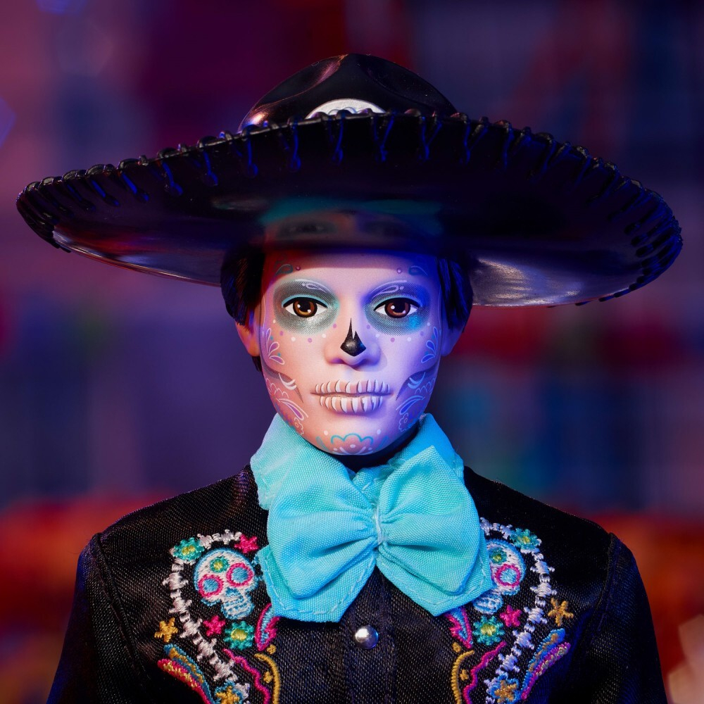 Коллекционная кукла Barbie Signature - Ken Dia De Muertos HRM73 / артикул   HRM73  / GTIN 194735181223