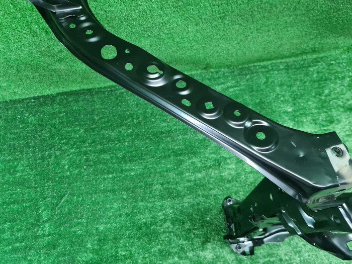 Телевизор Toyota Camry xv70 (2017-н.в.) O.E.M.