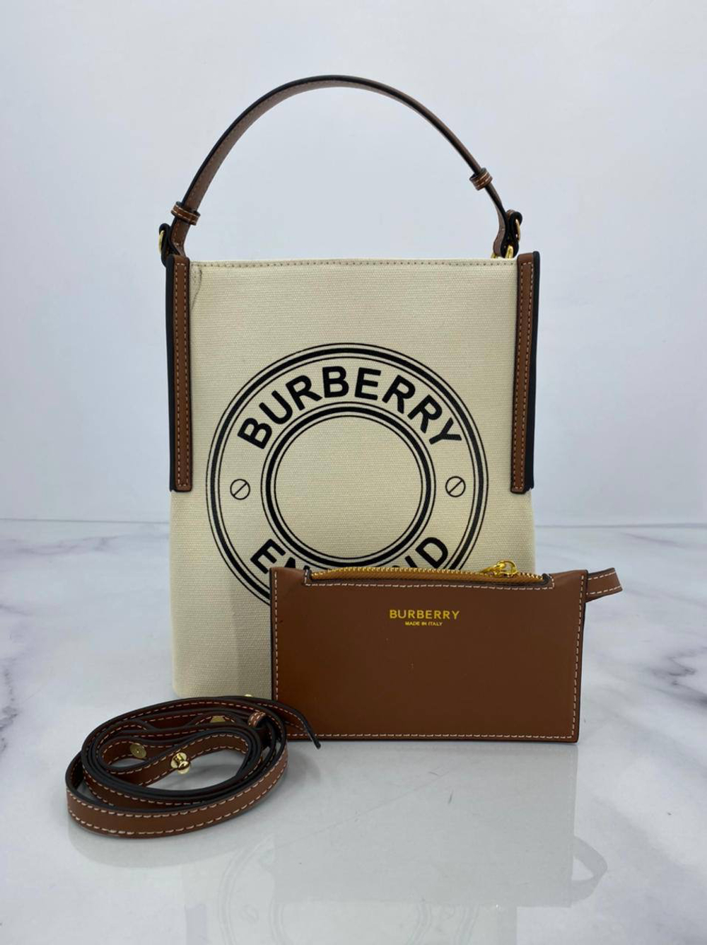 Сумка Burberry