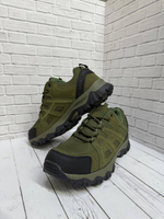 Трекинговые кроссовки олива