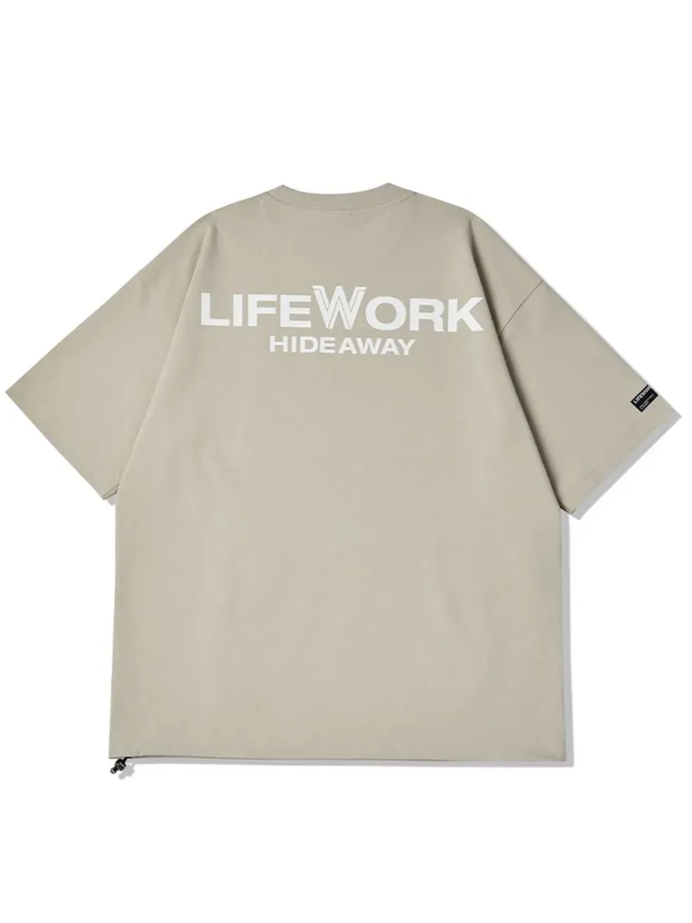 Футболка с нашивным карманом