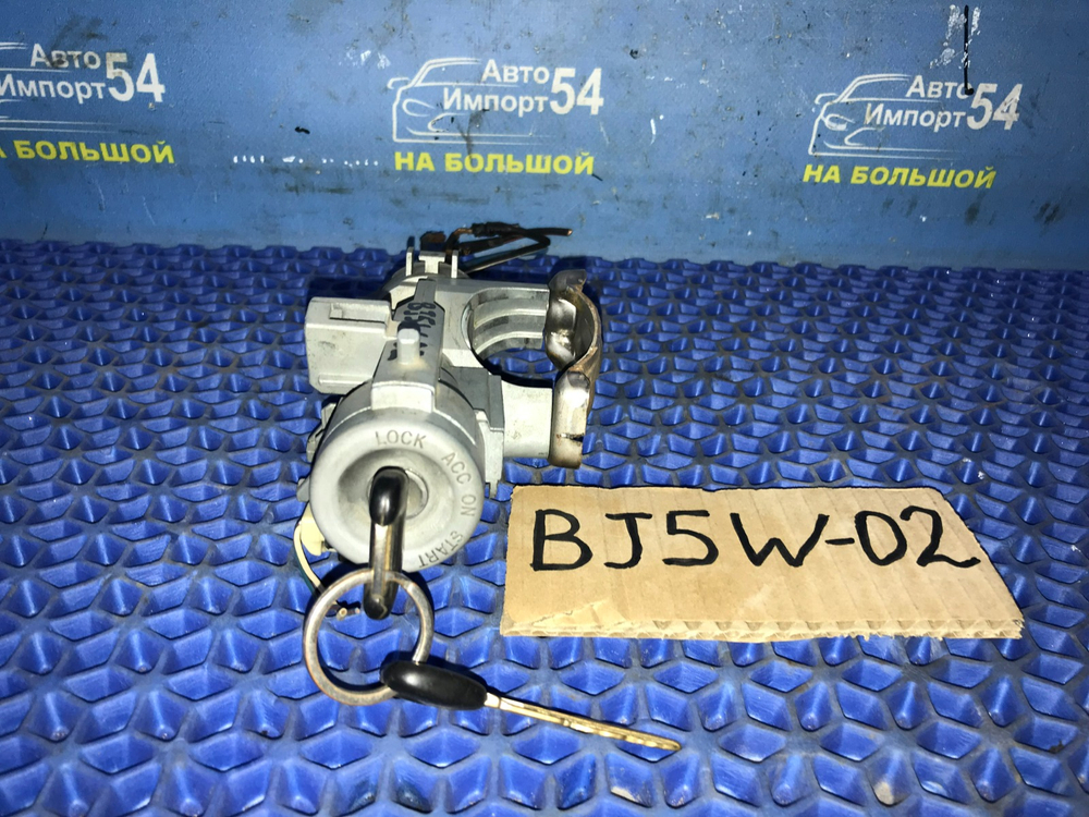 Замок зажигания MAZDA FAMILIA 2001