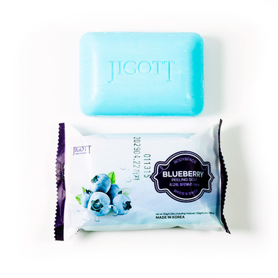 Мыло-скраб для лица и тела с экстрактом черники 150 г Jigott Blueberry Peeling Soap