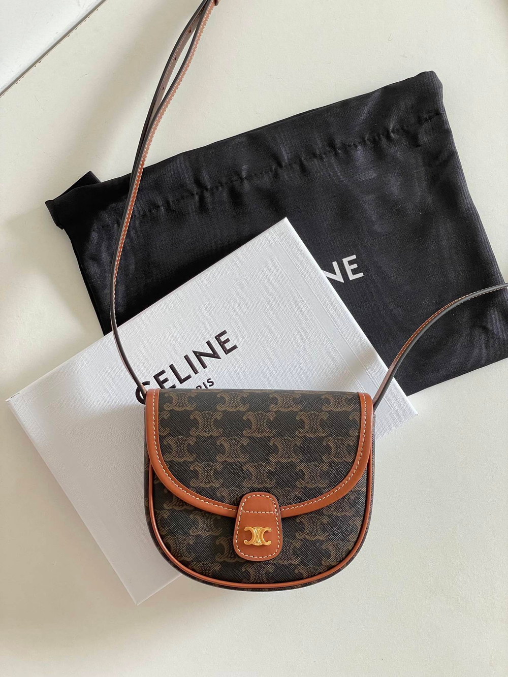Celine Mini Besace 15 cm