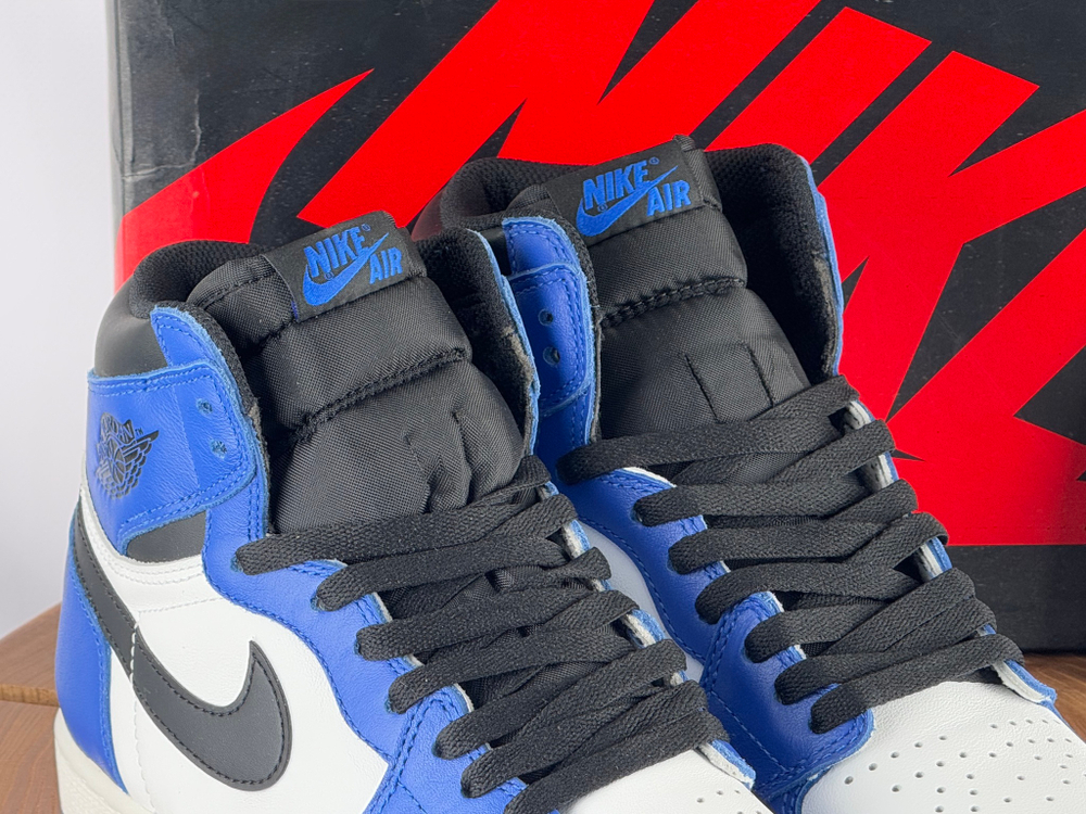 Air Jordan 1 Retro High OG Game Royal