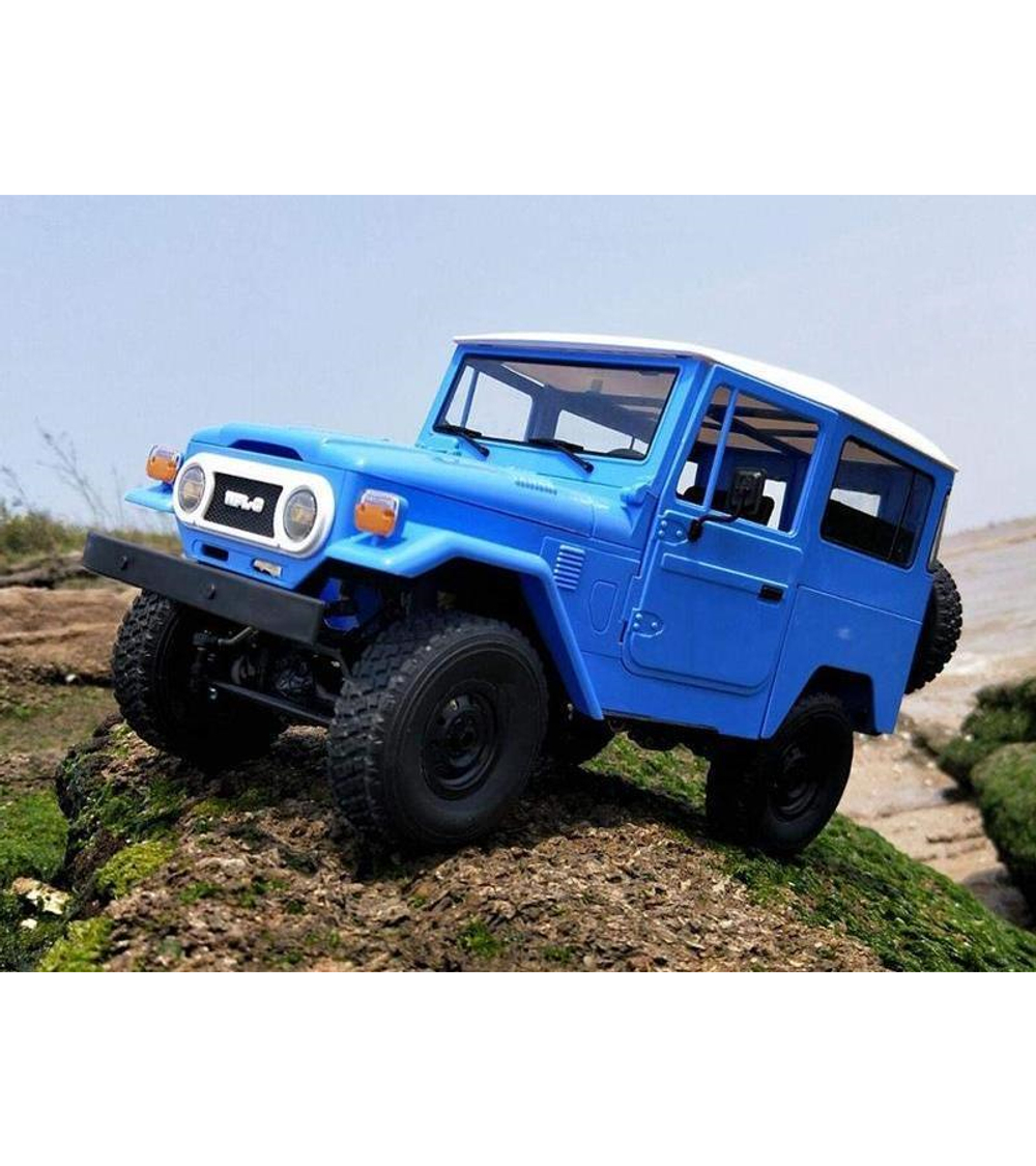 Радиоуправляемая машина WPL японский внедорожник FJ40 (голубая) 4WD 2.4G 1/16 RTR