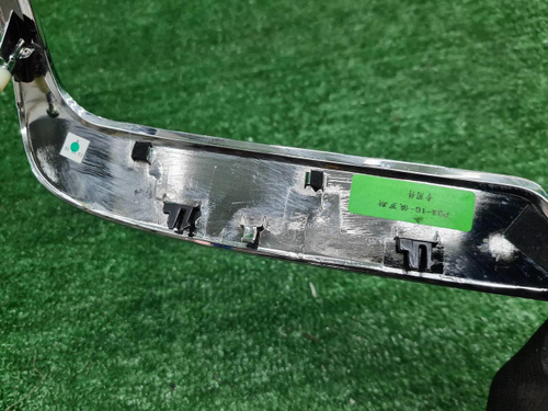 Молдинг фонаря левый Tank 500 (2021-н.в.)