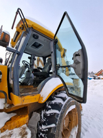 Bull 4SX Экскаватор-погрузчик 4SX-PLUS (Дизельный, 4,6 л, 122 л.с., АТ)