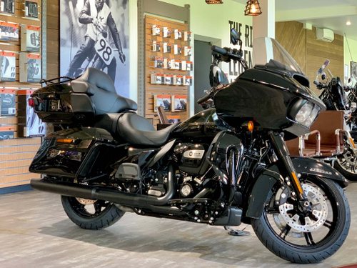 Мотоцикл Harley-Davidson Road Glide Limited 114 (BLACK) с НДС