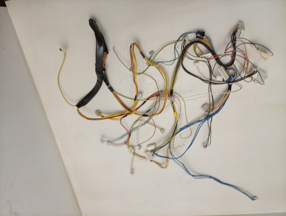 LFTA+5H1741 ктп11 Комплект проводки для посудомоечной машины Ariston 16002676001 б/у