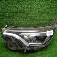 Фара левая Toyota Rav 4 CA40 (2015-2019) LED