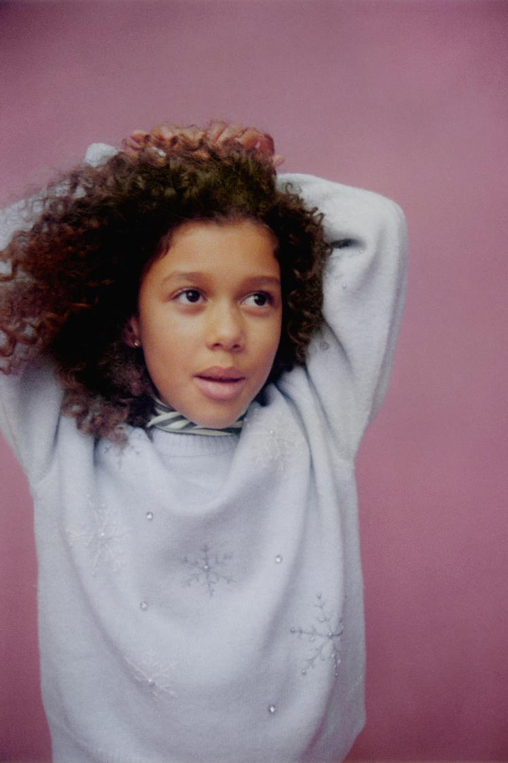 ZARA ВЯЗАНЫЙ ДЖЕМПЕР СО СНЕЖИНКАМИ, ГОЛУБОЙ