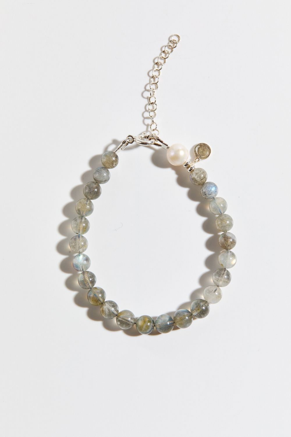 Браслет IN MY DARKNESS THERE IS A LIGHT из лабрадора